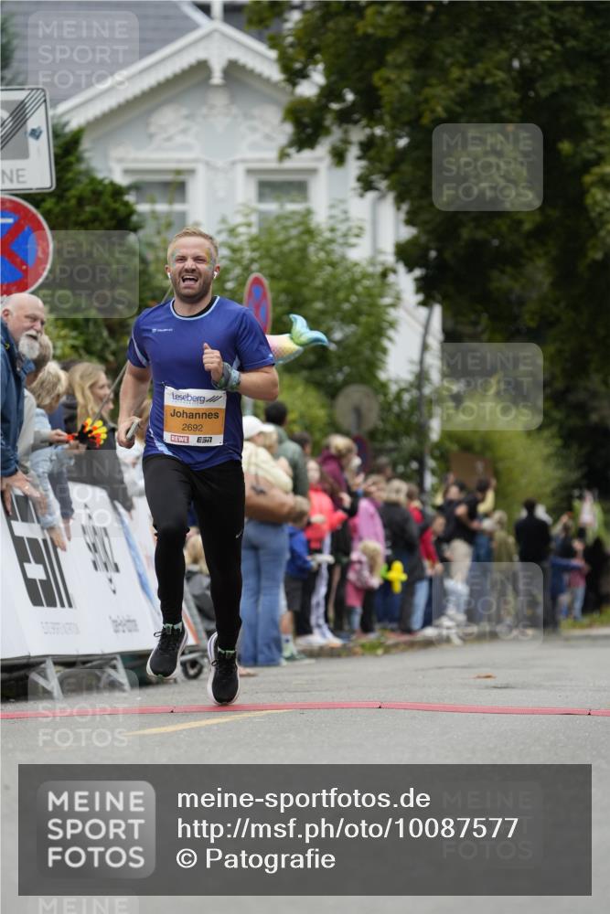 30.08.2026 - Blankeneser Heldenlauf Patografie http://msf.ph/oto/10087577 30.08.2026 11:30:40 Ziel 2692 meine-sportfotos.de