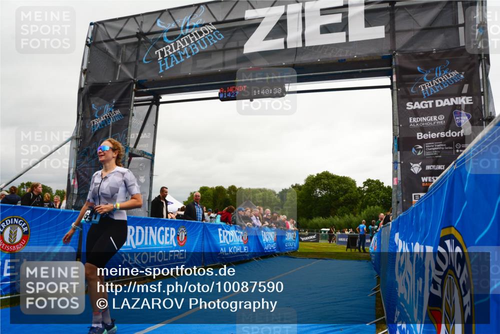30.08.2026 - Elbe Triathlon Hamburg LAZAROV Photography http://msf.ph/oto/10087590 30.08.2026 12:10:45 Ziel 1631 meine-sportfotos.de