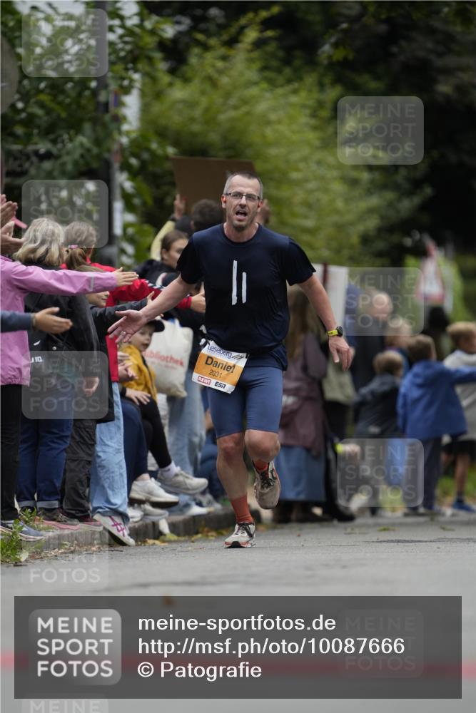 30.08.2026 - Blankeneser Heldenlauf Patografie http://msf.ph/oto/10087666 30.08.2026 11:32:29 Ziel  meine-sportfotos.de