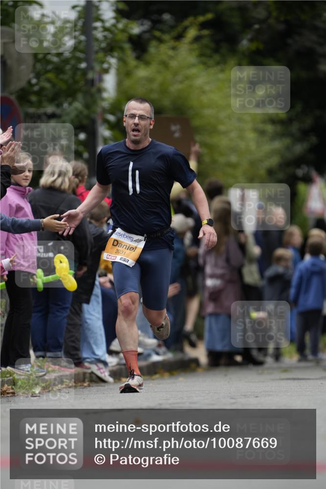 30.08.2026 - Blankeneser Heldenlauf Patografie http://msf.ph/oto/10087669 30.08.2026 11:32:30 Ziel  meine-sportfotos.de