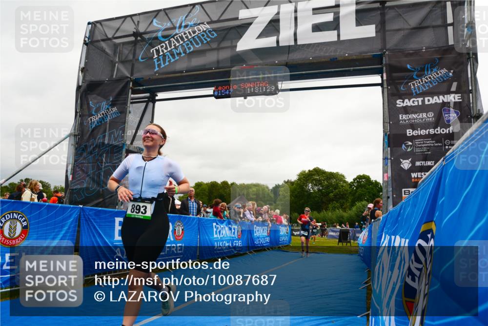 30.08.2026 - Elbe Triathlon Hamburg LAZAROV Photography http://msf.ph/oto/10087687 30.08.2026 12:11:34 Ziel 893, 1654, 1689 meine-sportfotos.de