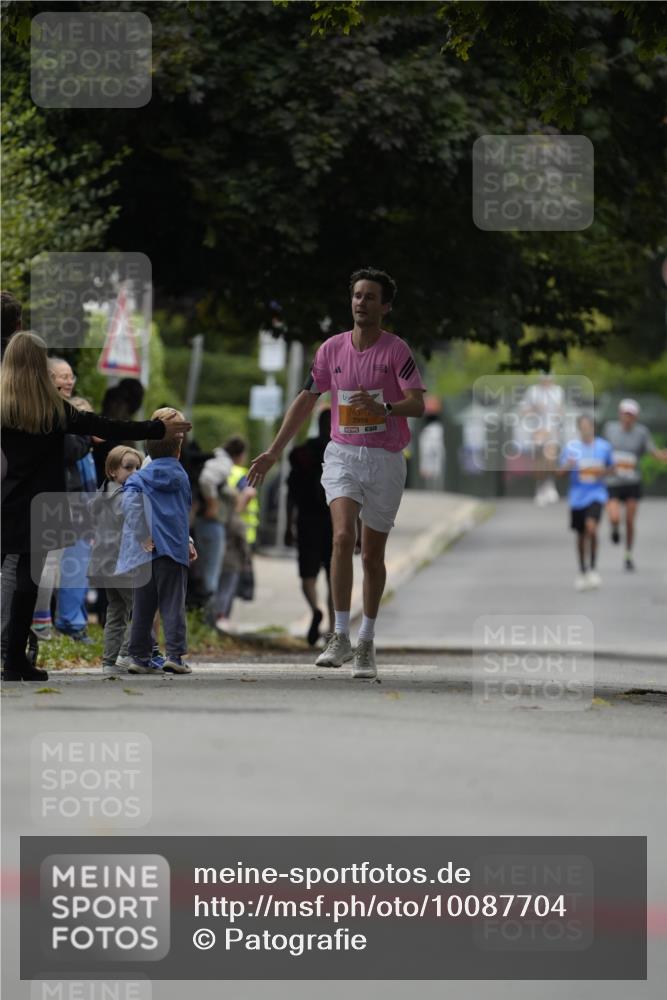 30.08.2026 - Blankeneser Heldenlauf Patografie http://msf.ph/oto/10087704 30.08.2026 11:32:56 Ziel  meine-sportfotos.de