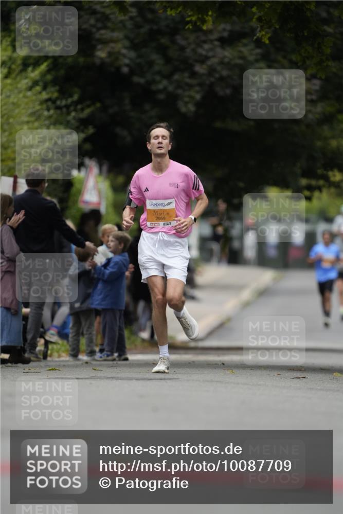30.08.2026 - Blankeneser Heldenlauf Patografie http://msf.ph/oto/10087709 30.08.2026 11:32:59 Ziel  meine-sportfotos.de