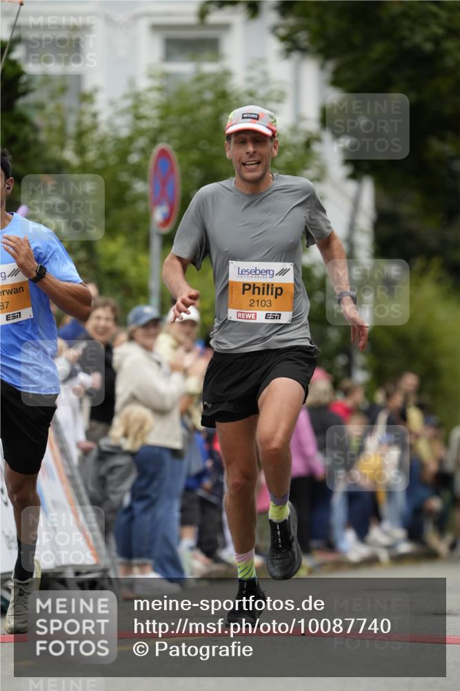 30.08.2026 - Blankeneser Heldenlauf Patografie http://msf.ph/oto/10087740 30.08.2026 11:33:26 Ziel 2103, 2287 meine-sportfotos.de