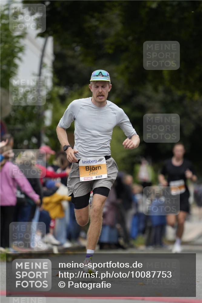 30.08.2026 - Blankeneser Heldenlauf Patografie http://msf.ph/oto/10087753 30.08.2026 11:33:38 Ziel 2497 meine-sportfotos.de