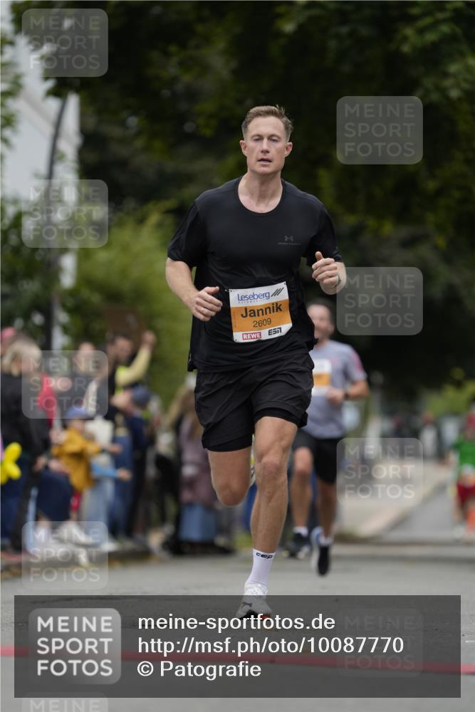 30.08.2026 - Blankeneser Heldenlauf Patografie http://msf.ph/oto/10087770 30.08.2026 11:33:46 Ziel 2497, 2609 meine-sportfotos.de