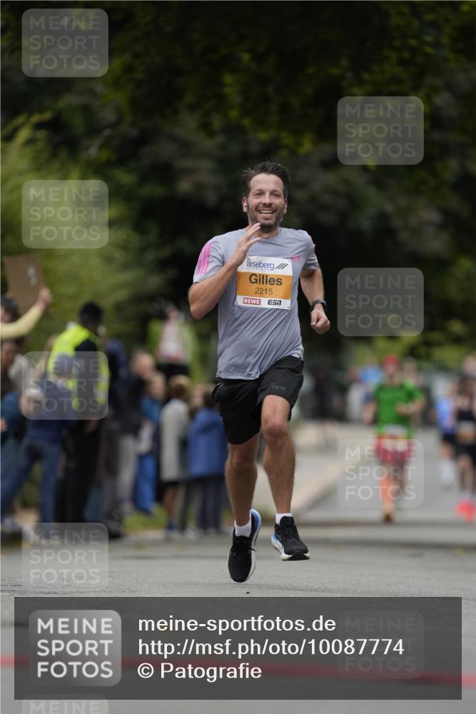 30.08.2026 - Blankeneser Heldenlauf Patografie http://msf.ph/oto/10087774 30.08.2026 11:33:48 Ziel 2215, 2497, 2609 meine-sportfotos.de