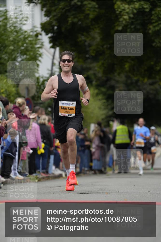 30.08.2026 - Blankeneser Heldenlauf Patografie http://msf.ph/oto/10087805 30.08.2026 11:34:10 Ziel 2049, 2106, 2256 meine-sportfotos.de