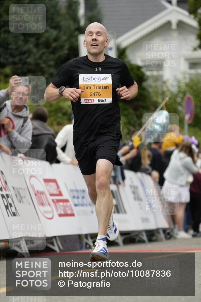 30.08.2026 - Blankeneser Heldenlauf Patografie http://msf.ph/oto/10087836 30.08.2026 11:34:26 Ziel 2184, 2317, 2356, 2478 meine-sportfotos.de