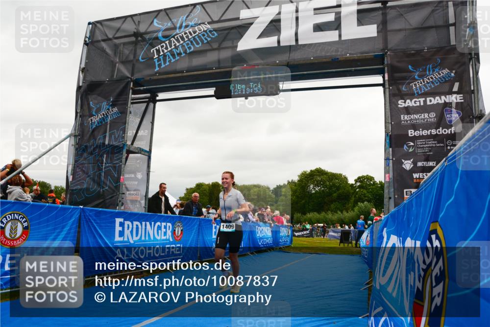 30.08.2026 - Elbe Triathlon Hamburg LAZAROV Photography http://msf.ph/oto/10087837 30.08.2026 12:13:54 Ziel 1409 meine-sportfotos.de
