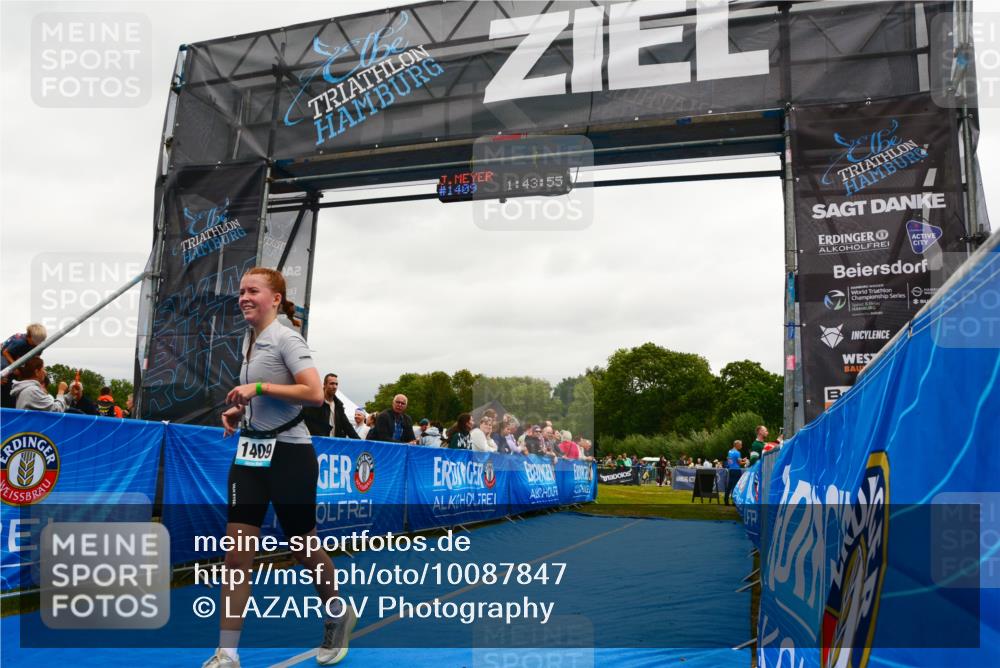 30.08.2026 - Elbe Triathlon Hamburg LAZAROV Photography http://msf.ph/oto/10087847 30.08.2026 12:13:54 Ziel 1409 meine-sportfotos.de
