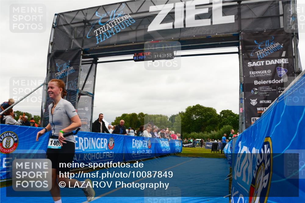 30.08.2026 - Elbe Triathlon Hamburg LAZAROV Photography http://msf.ph/oto/10087849 30.08.2026 12:13:55 Ziel 1409 meine-sportfotos.de