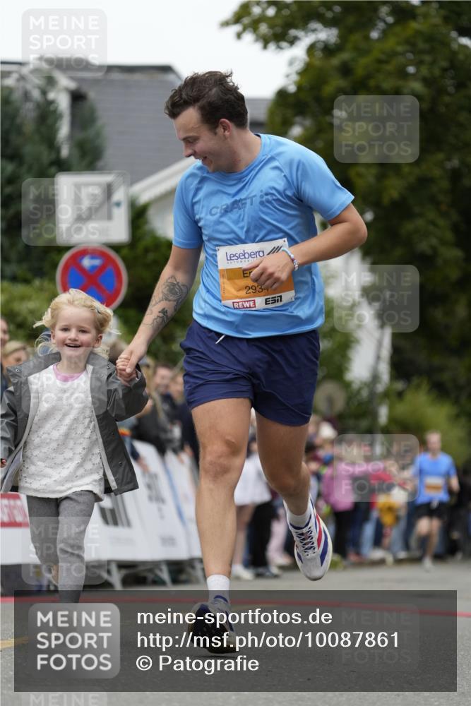 30.08.2026 - Blankeneser Heldenlauf Patografie http://msf.ph/oto/10087861 30.08.2026 11:34:41 Ziel 2934 meine-sportfotos.de