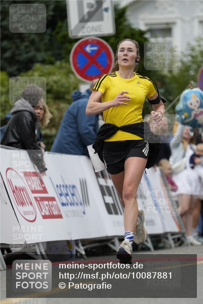 30.08.2026 - Blankeneser Heldenlauf Patografie http://msf.ph/oto/10087881 30.08.2026 11:34:52 Ziel 2806, 2849 meine-sportfotos.de