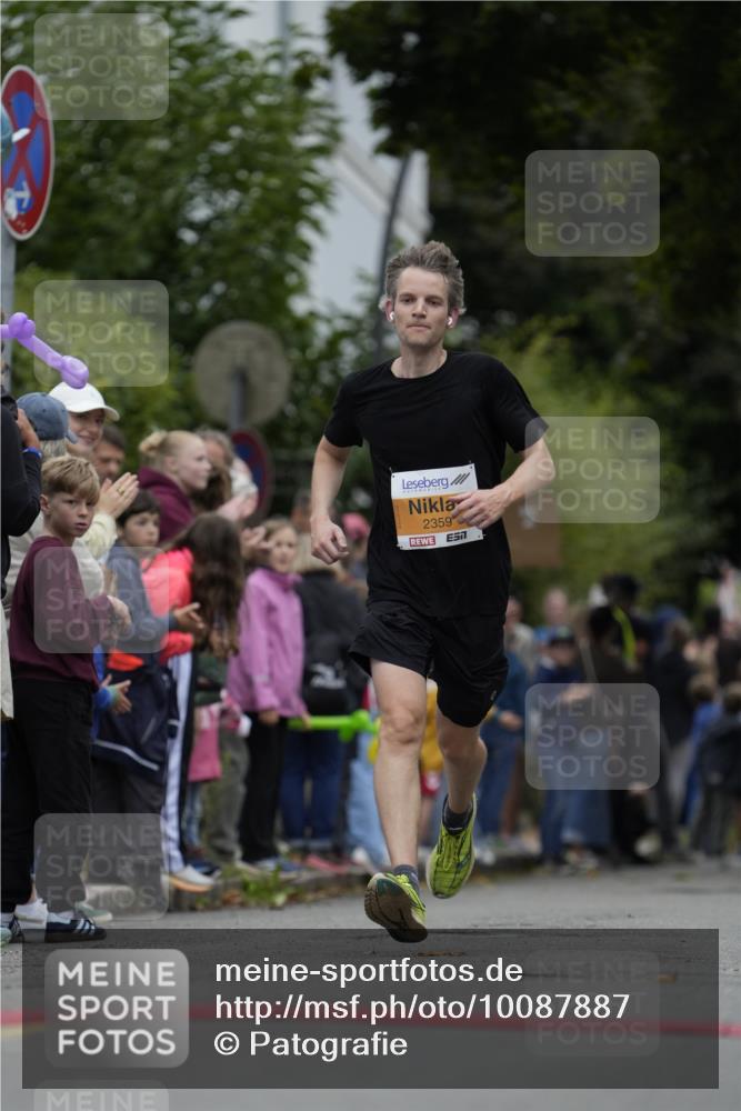 30.08.2026 - Blankeneser Heldenlauf Patografie http://msf.ph/oto/10087887 30.08.2026 11:34:57 Ziel 2359, 2806 meine-sportfotos.de