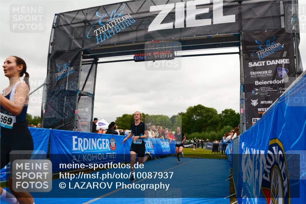 30.08.2026 - Elbe Triathlon Hamburg LAZAROV Photography http://msf.ph/oto/10087937 30.08.2026 12:15:09 Ziel 1512, 1514, 1535, 1569 meine-sportfotos.de