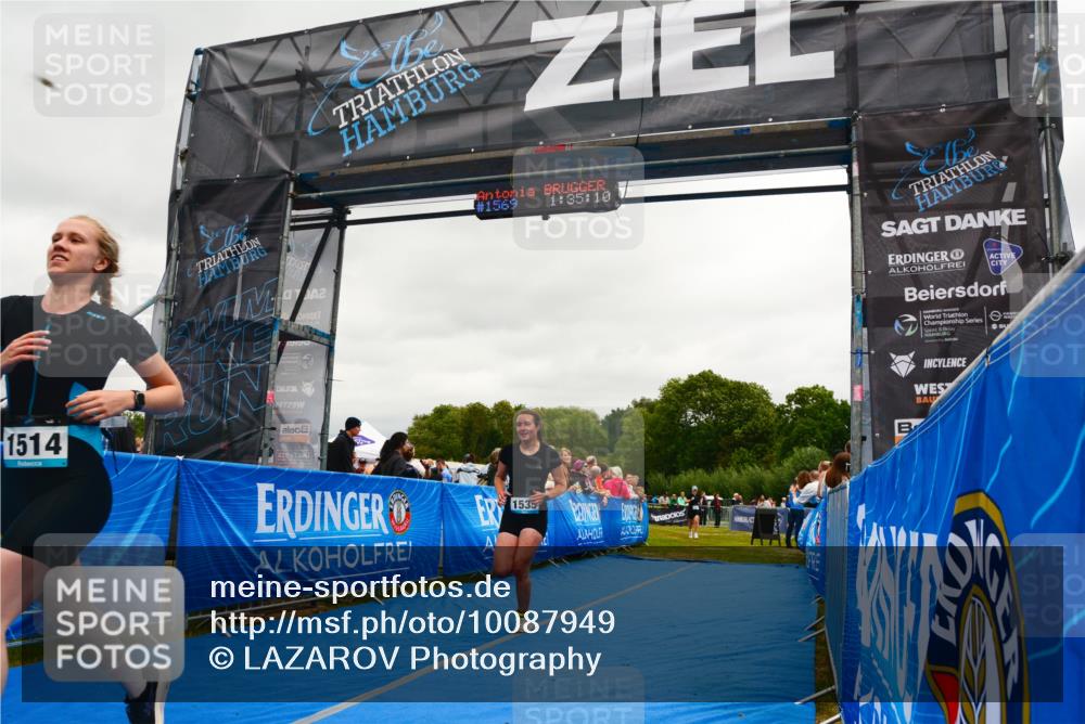 30.08.2026 - Elbe Triathlon Hamburg LAZAROV Photography http://msf.ph/oto/10087949 30.08.2026 12:15:10 Ziel 1512, 1514, 1535, 1569 meine-sportfotos.de