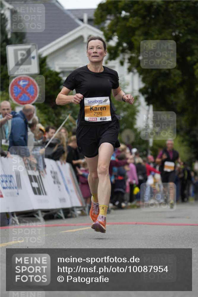 30.08.2026 - Blankeneser Heldenlauf Patografie http://msf.ph/oto/10087954 30.08.2026 11:35:34 Ziel 2587, 2772 meine-sportfotos.de