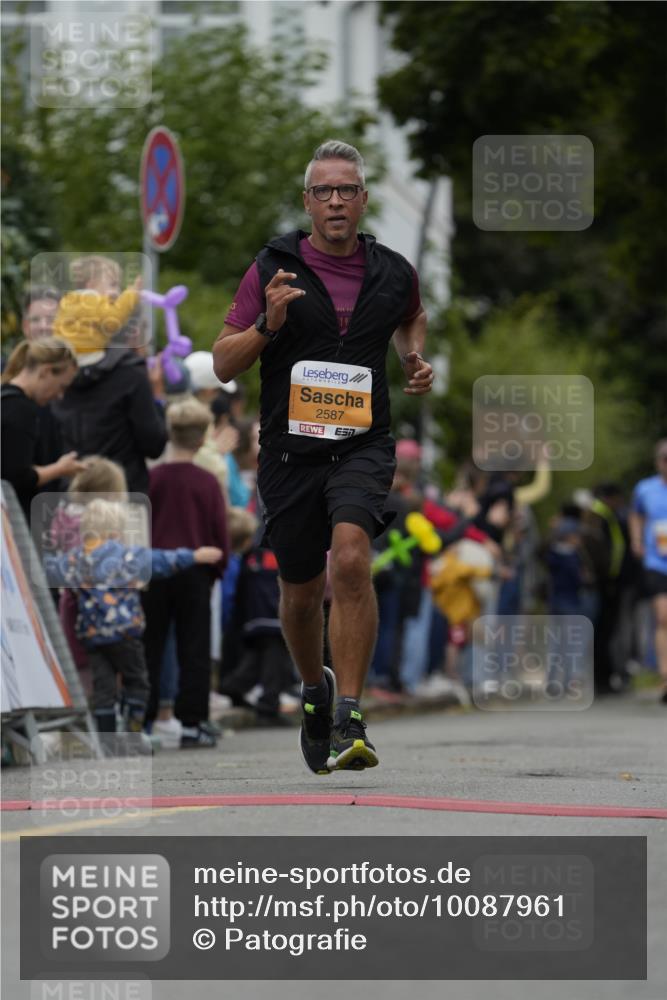 30.08.2026 - Blankeneser Heldenlauf Patografie http://msf.ph/oto/10087961 30.08.2026 11:35:38 Ziel 2587, 2772 meine-sportfotos.de