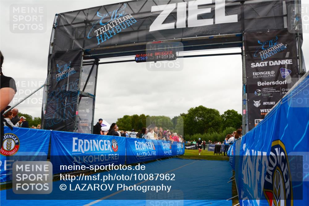 30.08.2026 - Elbe Triathlon Hamburg LAZAROV Photography http://msf.ph/oto/10087962 30.08.2026 12:15:11 Ziel 1512, 1514, 1535, 1569 meine-sportfotos.de