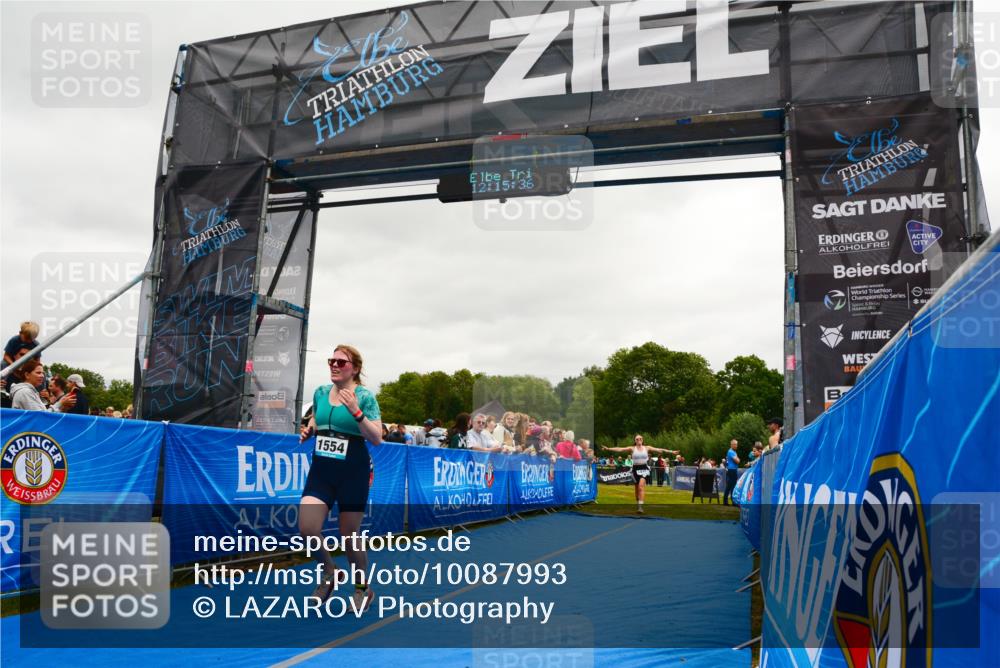 30.08.2026 - Elbe Triathlon Hamburg LAZAROV Photography http://msf.ph/oto/10087993 30.08.2026 12:15:37 Ziel 1498, 1554 meine-sportfotos.de
