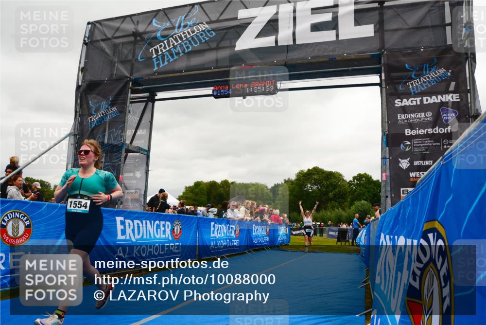 30.08.2026 - Elbe Triathlon Hamburg LAZAROV Photography http://msf.ph/oto/10088000 30.08.2026 12:15:38 Ziel 1498, 1554 meine-sportfotos.de