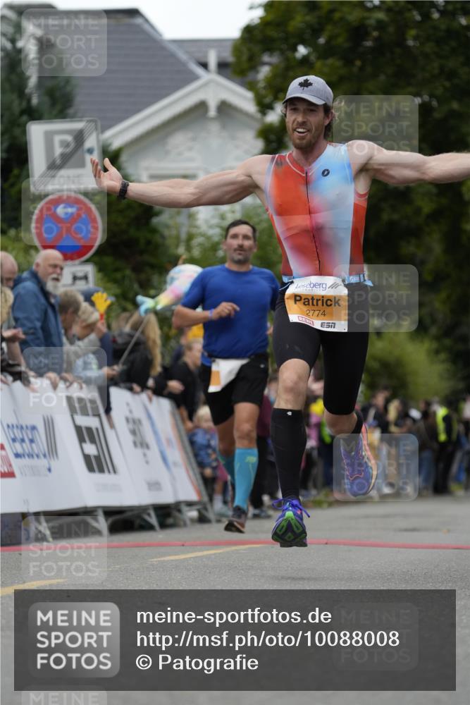30.08.2026 - Blankeneser Heldenlauf Patografie http://msf.ph/oto/10088008 30.08.2026 11:36:05 Ziel 2053, 2774 meine-sportfotos.de