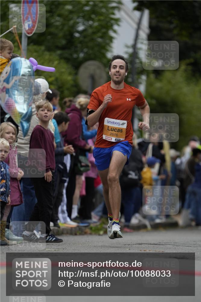 30.08.2026 - Blankeneser Heldenlauf Patografie http://msf.ph/oto/10088033 30.08.2026 11:36:31 Ziel 2616 meine-sportfotos.de