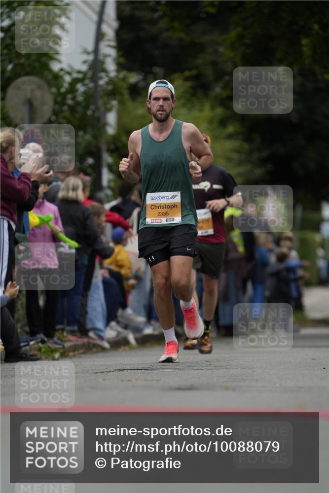 30.08.2026 - Blankeneser Heldenlauf Patografie http://msf.ph/oto/10088079 30.08.2026 11:37:06 Ziel 2163, 2335, 2654 meine-sportfotos.de