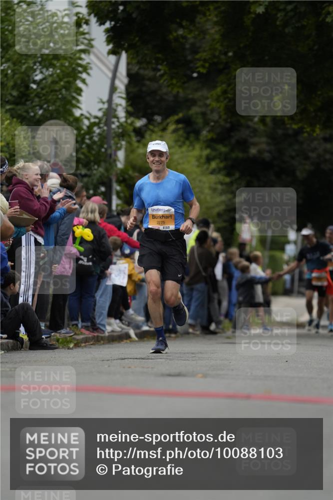 30.08.2026 - Blankeneser Heldenlauf Patografie http://msf.ph/oto/10088103 30.08.2026 11:37:28 Ziel 2275 meine-sportfotos.de