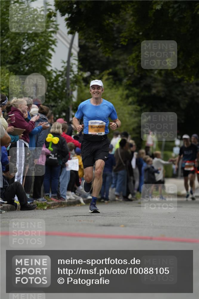 30.08.2026 - Blankeneser Heldenlauf Patografie http://msf.ph/oto/10088105 30.08.2026 11:37:29 Ziel 2275 meine-sportfotos.de