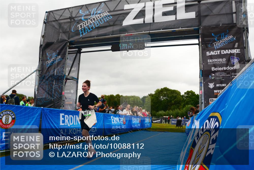 30.08.2026 - Elbe Triathlon Hamburg LAZAROV Photography http://msf.ph/oto/10088112 30.08.2026 12:17:20 Ziel 907 meine-sportfotos.de