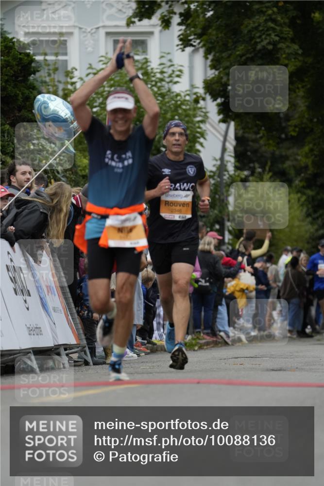30.08.2026 - Blankeneser Heldenlauf Patografie http://msf.ph/oto/10088136 30.08.2026 11:37:42 Ziel 2346, 2442 meine-sportfotos.de