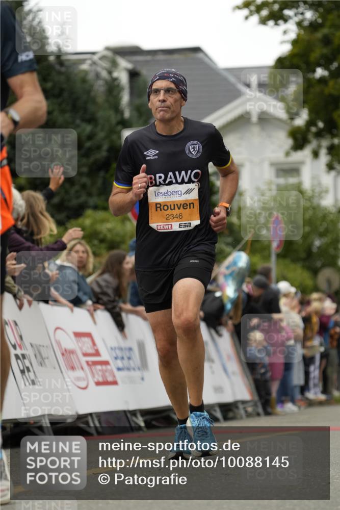 30.08.2026 - Blankeneser Heldenlauf Patografie http://msf.ph/oto/10088145 30.08.2026 11:37:46 Ziel 2346, 2442, 2920 meine-sportfotos.de
