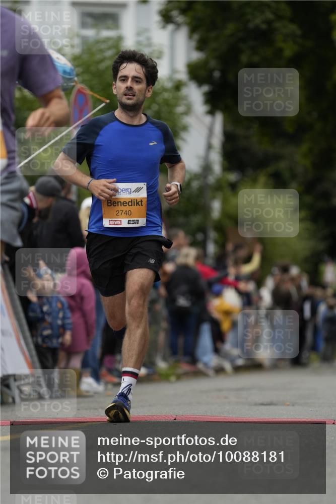 30.08.2026 - Blankeneser Heldenlauf Patografie http://msf.ph/oto/10088181 30.08.2026 11:38:02 Ziel 2740, 2817 meine-sportfotos.de