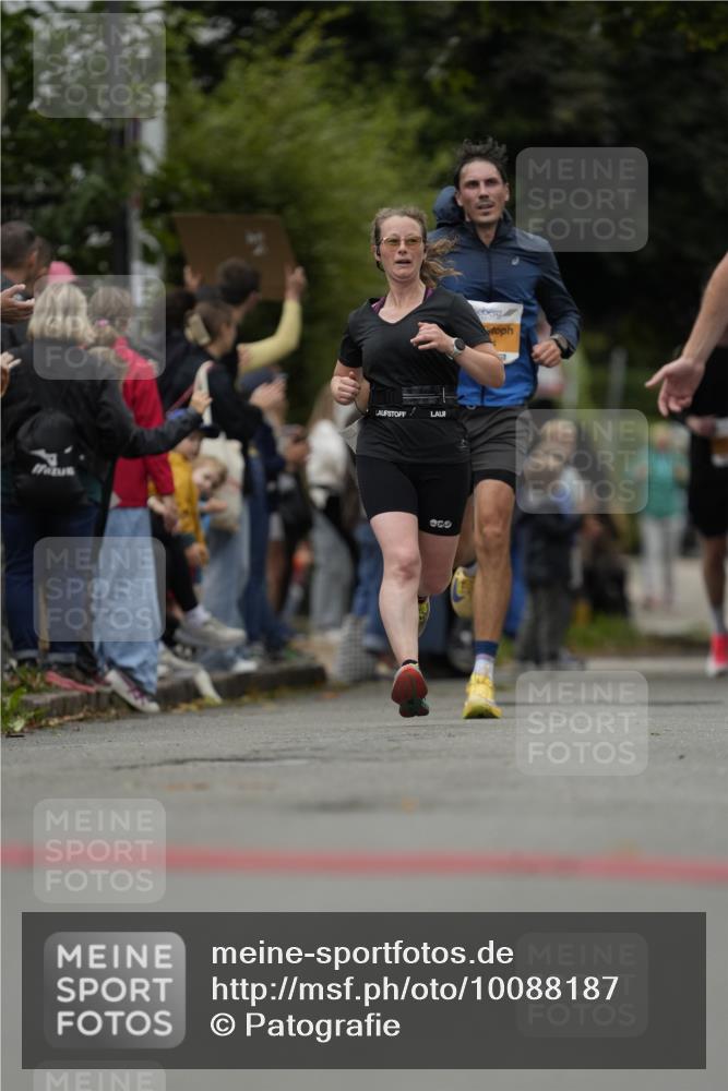 30.08.2026 - Blankeneser Heldenlauf Patografie http://msf.ph/oto/10088187 30.08.2026 11:38:06 Ziel 2458, 2740, 2817 meine-sportfotos.de