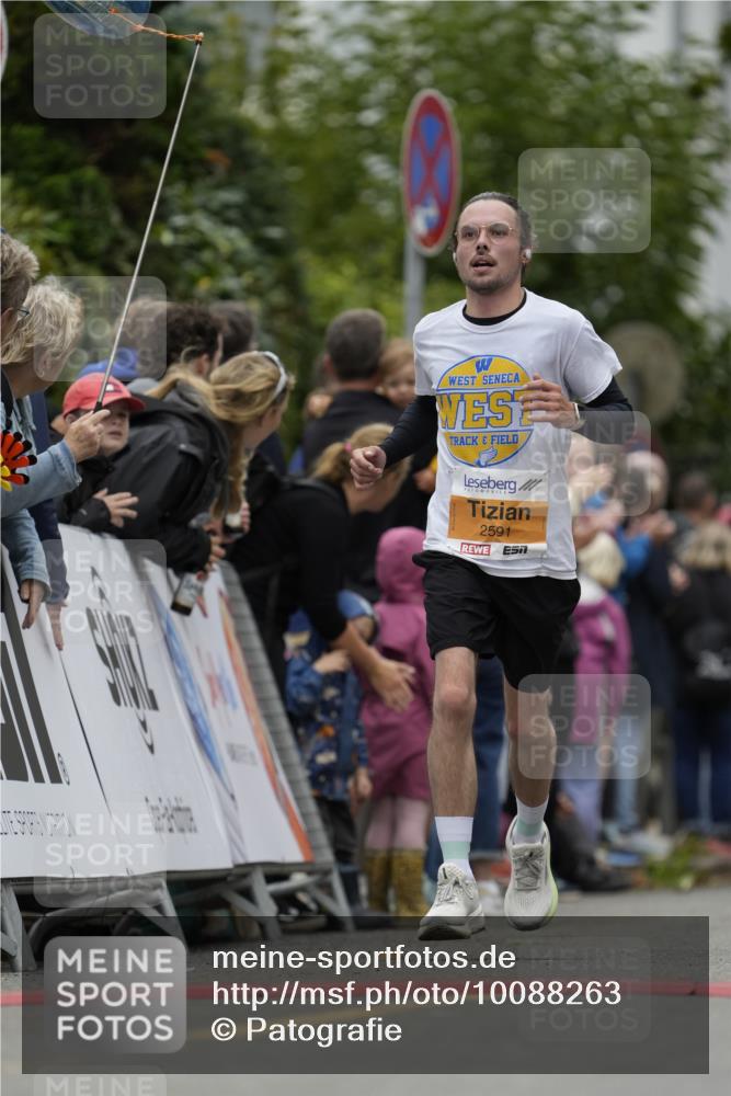 30.08.2026 - Blankeneser Heldenlauf Patografie http://msf.ph/oto/10088263 30.08.2026 11:38:52 Ziel 2043, 2591, 2655 meine-sportfotos.de