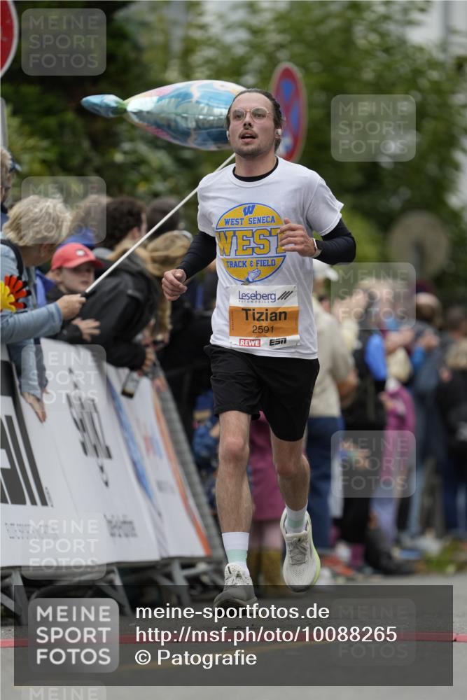 30.08.2026 - Blankeneser Heldenlauf Patografie http://msf.ph/oto/10088265 30.08.2026 11:38:53 Ziel 2591, 2655 meine-sportfotos.de