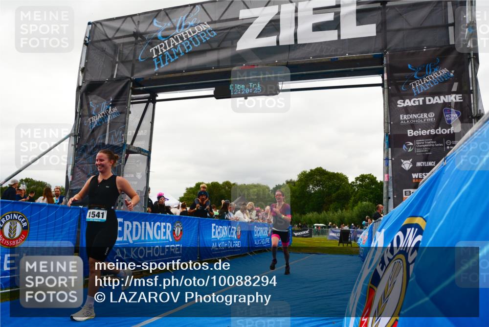 30.08.2026 - Elbe Triathlon Hamburg LAZAROV Photography http://msf.ph/oto/10088294 30.08.2026 12:20:25 Ziel 1541, 1635 meine-sportfotos.de