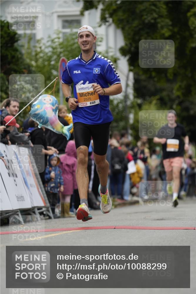 30.08.2026 - Blankeneser Heldenlauf Patografie http://msf.ph/oto/10088299 30.08.2026 11:39:12 Ziel 2525 meine-sportfotos.de
