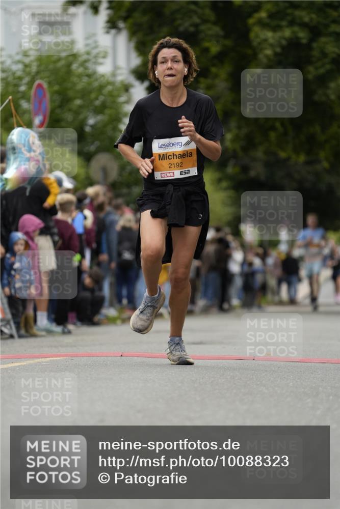 30.08.2026 - Blankeneser Heldenlauf Patografie http://msf.ph/oto/10088323 30.08.2026 11:39:20 Ziel 2192, 2207, 2643, 2743 meine-sportfotos.de