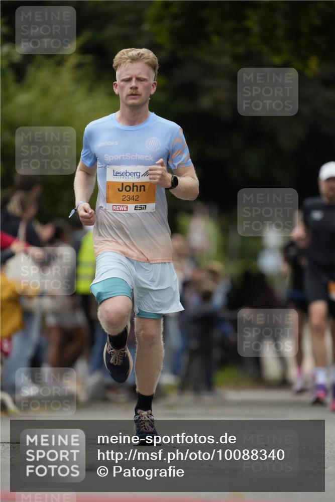 30.08.2026 - Blankeneser Heldenlauf Patografie http://msf.ph/oto/10088340 30.08.2026 11:39:29 Ziel 2342 meine-sportfotos.de