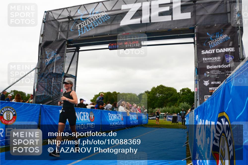 30.08.2026 - Elbe Triathlon Hamburg LAZAROV Photography http://msf.ph/oto/10088369 30.08.2026 12:21:50 Ziel 1519, 1546, 1606 meine-sportfotos.de