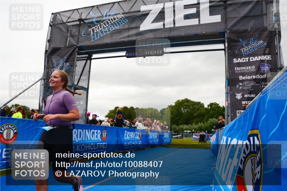 30.08.2026 - Elbe Triathlon Hamburg LAZAROV Photography http://msf.ph/oto/10088407 30.08.2026 12:22:15 Ziel 1408, 1613 meine-sportfotos.de