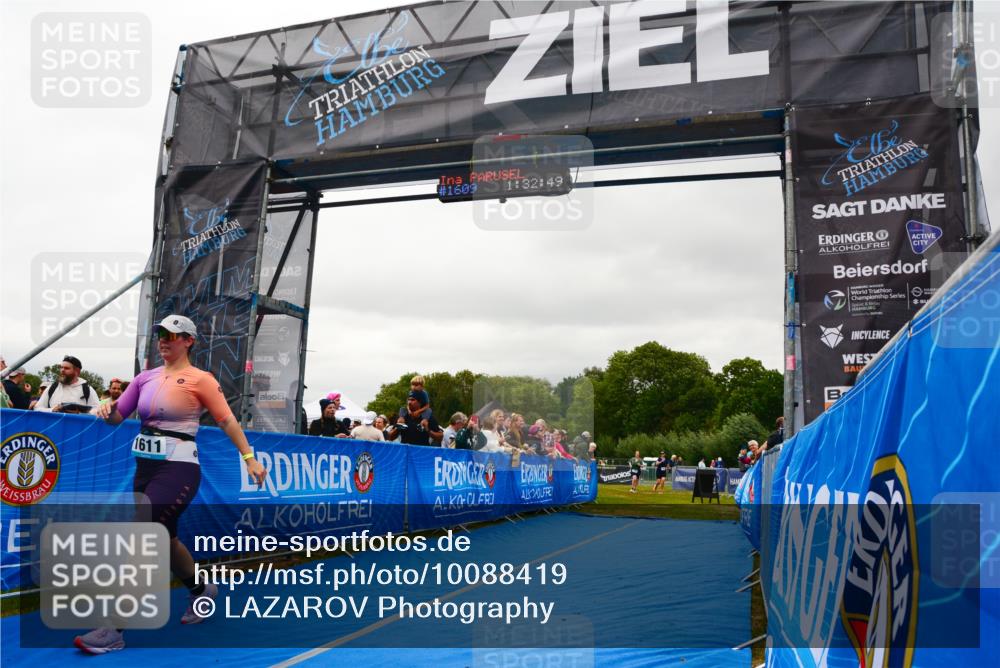 30.08.2026 - Elbe Triathlon Hamburg LAZAROV Photography http://msf.ph/oto/10088419 30.08.2026 12:22:50 Ziel 1540, 1543, 1609, 1611 meine-sportfotos.de