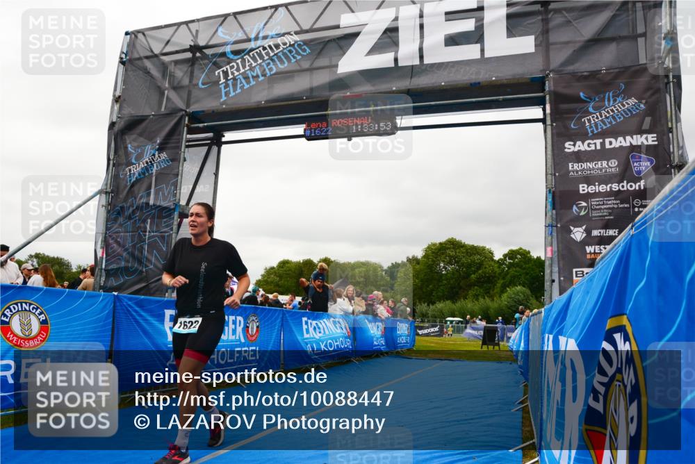 30.08.2026 - Elbe Triathlon Hamburg LAZAROV Photography http://msf.ph/oto/10088447 30.08.2026 12:23:52 Ziel 1622 meine-sportfotos.de
