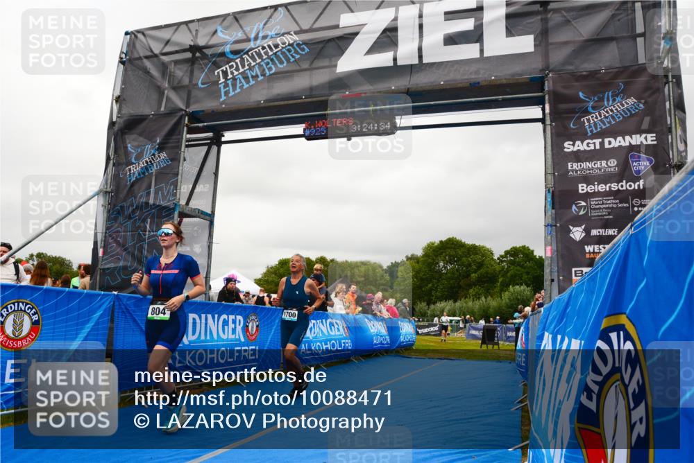 30.08.2026 - Elbe Triathlon Hamburg LAZAROV Photography http://msf.ph/oto/10088471 30.08.2026 12:24:37 Ziel 804, 1602, 1672, 1700 meine-sportfotos.de