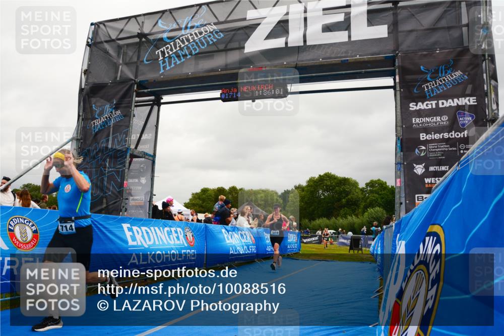 30.08.2026 - Elbe Triathlon Hamburg LAZAROV Photography http://msf.ph/oto/10088516 30.08.2026 12:26:01 Ziel 1618, 1714 meine-sportfotos.de