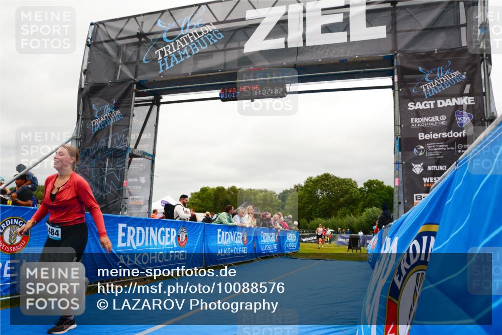 30.08.2026 - Elbe Triathlon Hamburg LAZAROV Photography http://msf.ph/oto/10088576 30.08.2026 12:27:11 Ziel 904, 1484 meine-sportfotos.de