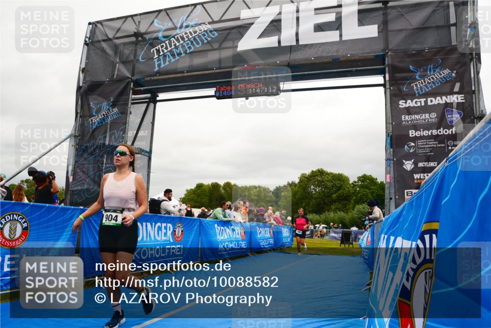 30.08.2026 - Elbe Triathlon Hamburg LAZAROV Photography http://msf.ph/oto/10088582 30.08.2026 12:27:18 Ziel 904, 1697 meine-sportfotos.de